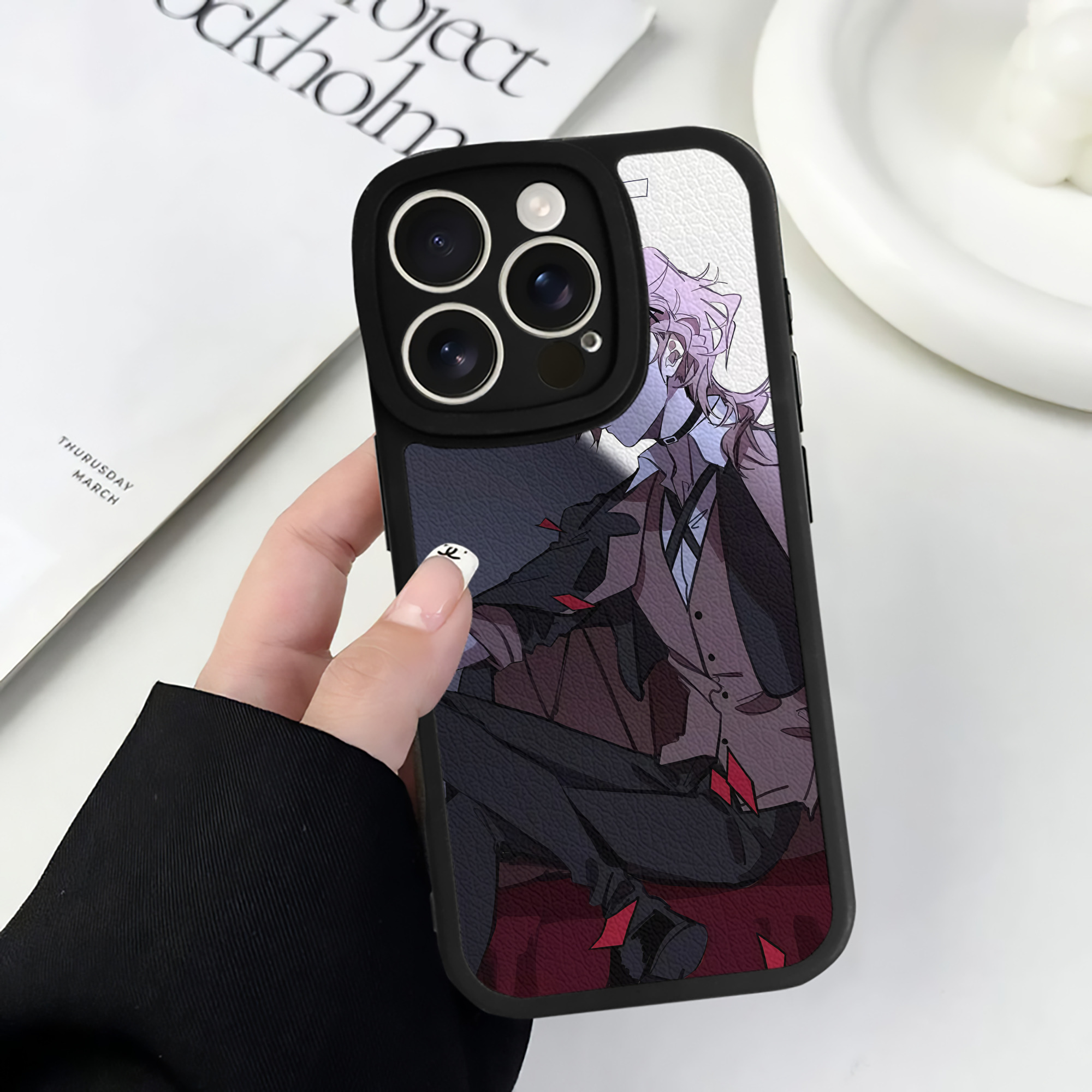 （画像用） 文豪ストレイドッグス Bungo Stray Dogs 【iPhone 16シリーズ対応】シリコンスマホケース（レザー調） 材質：シリコン